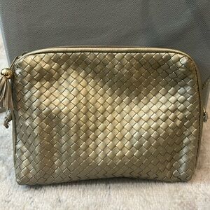 Ganson Gold leather crossbody bag Great condition 10” x 7.5”